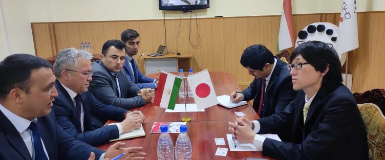 5 апреля 2022 года в зале заседаний Администрации СЭЗ «Сугд» состоялась встреча со вторым секретарем Посольства Японии в Республике Таджикистан господином Кейта Хори.