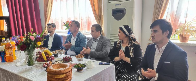 On the occasion of Eid-ul-Fitr by the FEZ of “Soughd” to the Special boarding school for the deaf and hard-of-hearing children named after T. Gafforov of Histevarz region (jamoat), B. Gaffurov district was to set the festive table.