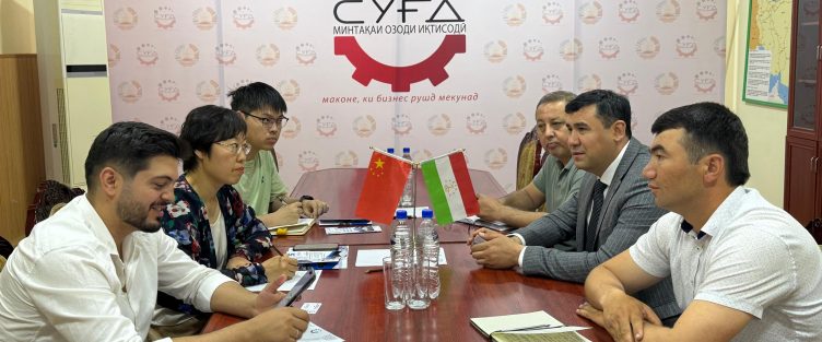 Visit of the Director of the Institute of Ecology and Geography of the City of Xinjiang, People’s Republic of China, Ms. Wan Lixian, to the Administration of the Free Economic Zone «Sughd»
