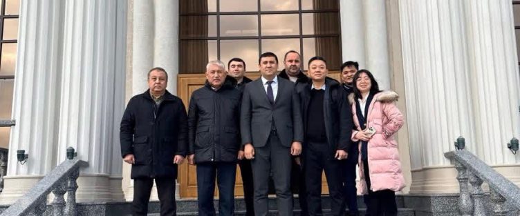 Визит инвесторов Китайской Народной Республики во главе с заместителем директора Департамента Всемирного торгового центра «Гренландия» госпожой Квина (Queena) в Администрацию СЭЗ «Сугд»