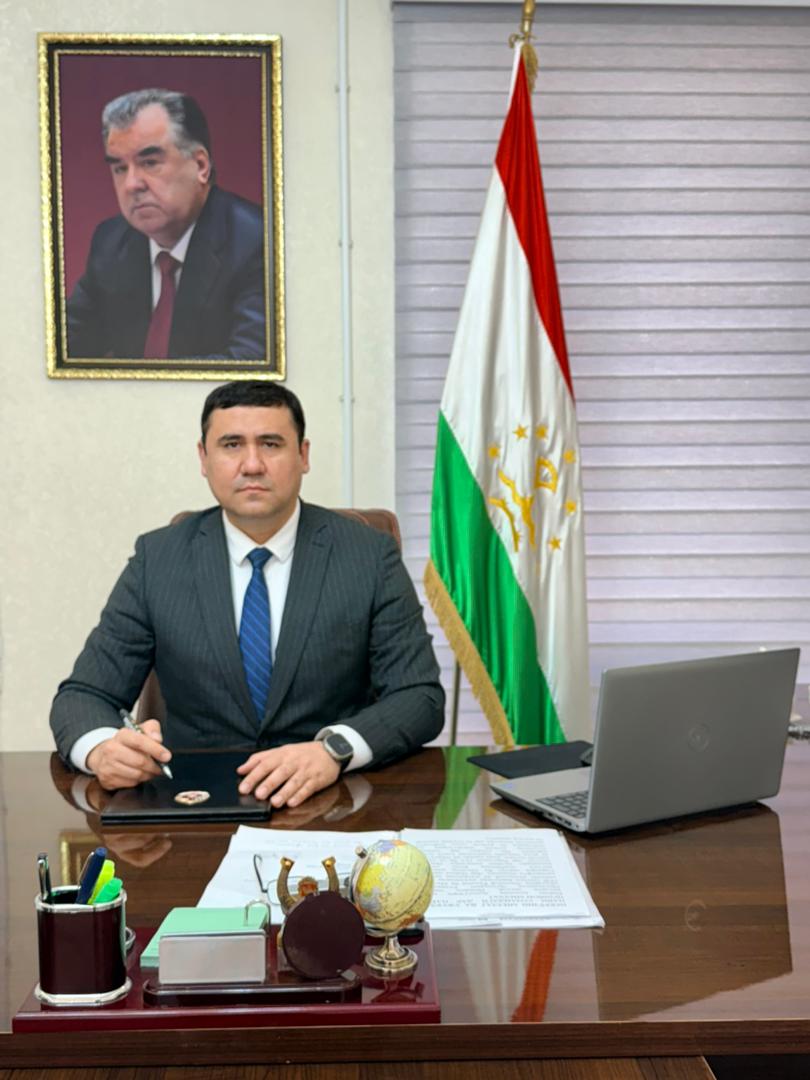 Табрикоти Роҳбари Маъмурияти минтақаи озоди иқтисодии “Суғд” Муҳаммадзода Муҳаммад Султон ба муносибати Соли нави мелодии 2026